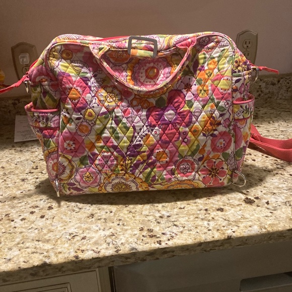 Vera Bradley Retired Pattern Clementine Convertible Diaper Bag. - Picture 3 of 7